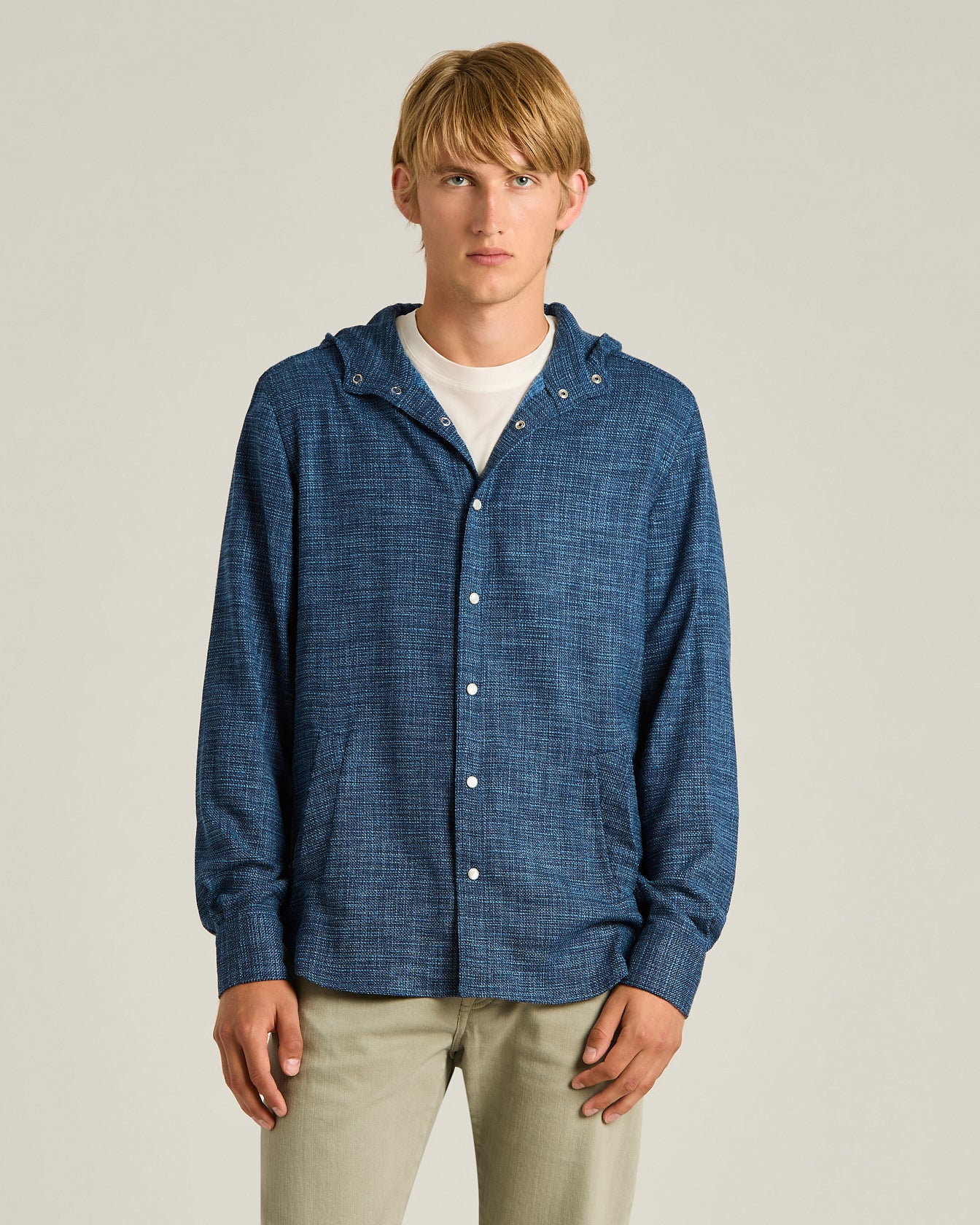 NATURAL FIBRE BLEND HOODED OVERSHIRT IN BLUE - Image 2